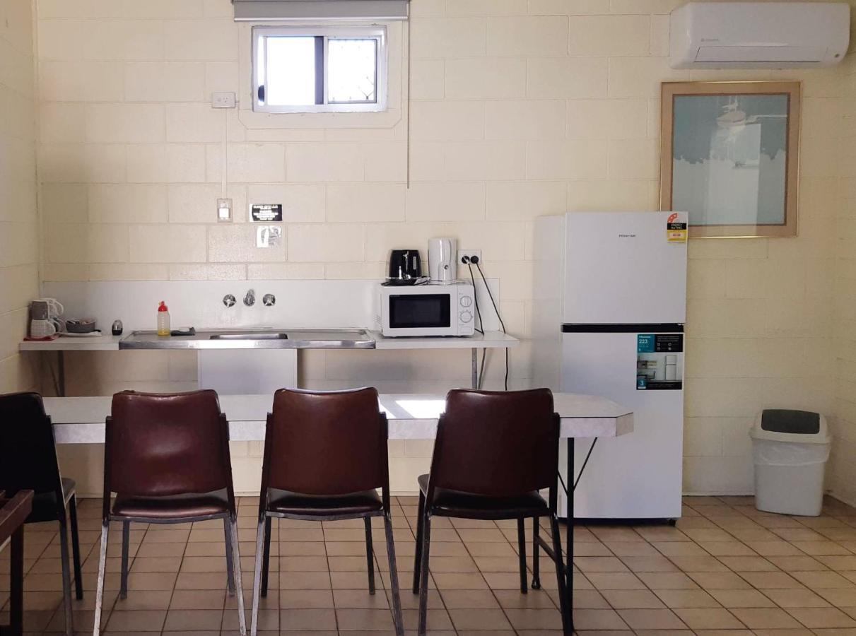 Burdekin Motor Inn Home Hill Buitenkant foto